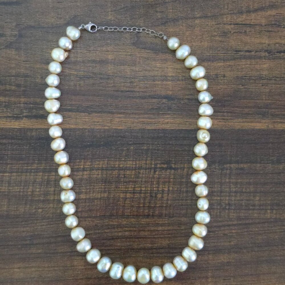 Irregular Natural Freshwater Pearl Necklace Creamy Beads Lobster Clasp